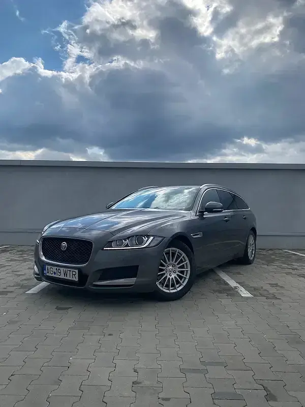Second-hand Jaguar XF Prestige 163 CP (2018) în Pitesti - 9.100